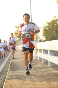 BIB: 2974
                            <button type="button" onclick="openModal(6507286)" class="btn btn-primary btn-sm float-right btn-popup" data-toggle="modal" data-target=".modal-high-quality">
                        <i class="fas fa-shopping-cart"></i> Add to Cart
                    </button>
                                            <button type="button" onclick="isThisMe(6507286, true)" class="btn btn-success btn-sm float-right btn-popup btn-isme hidden" data-toggle="tooltip" data-placement="bottom" title="นี่คือรูปของคุณใช่ไหม คลิกที่นี่เพื่อเอาเข้าอัลบั้ม">
                        <i class="fas fa-plus"></i> Add to album
                    </button>
                    <button type="button" onclick="isThisMe(6507286, false)" class="btn btn-warning btn-sm float-right btn-popup btn-isnotme hidden">
                        <i class="fas fa-ban"></i> Remove from album
                    </button>