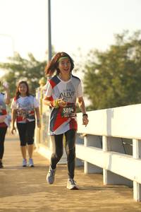 BIB: 3894
                            <button type="button" onclick="openModal(6521737)" class="btn btn-primary btn-sm float-right btn-popup" data-toggle="modal" data-target=".modal-high-quality">
                        <i class="fas fa-shopping-cart"></i> Add to Cart
                    </button>
                                            <button type="button" onclick="isThisMe(6521737, true)" class="btn btn-success btn-sm float-right btn-popup btn-isme hidden" data-toggle="tooltip" data-placement="bottom" title="นี่คือรูปของคุณใช่ไหม คลิกที่นี่เพื่อเอาเข้าอัลบั้ม">
                        <i class="fas fa-plus"></i> Add to album
                    </button>
                    <button type="button" onclick="isThisMe(6521737, false)" class="btn btn-warning btn-sm float-right btn-popup btn-isnotme hidden">
                        <i class="fas fa-ban"></i> Remove from album
                    </button>