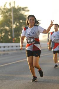 BIB: 3892, 
                            <button type="button" onclick="openModal(6519537)" class="btn btn-primary btn-sm float-right btn-popup" data-toggle="modal" data-target=".modal-high-quality">
                        <i class="fas fa-shopping-cart"></i> Add to Cart
                    </button>
                                            <button type="button" onclick="isThisMe(6519537, true)" class="btn btn-success btn-sm float-right btn-popup btn-isme hidden" data-toggle="tooltip" data-placement="bottom" title="นี่คือรูปของคุณใช่ไหม คลิกที่นี่เพื่อเอาเข้าอัลบั้ม">
                        <i class="fas fa-plus"></i> Add to album
                    </button>
                    <button type="button" onclick="isThisMe(6519537, false)" class="btn btn-warning btn-sm float-right btn-popup btn-isnotme hidden">
                        <i class="fas fa-ban"></i> Remove from album
                    </button>