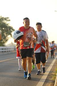 BIB: 131, 7602
                            <button type="button" onclick="openModal(6520381)" class="btn btn-primary btn-sm float-right btn-popup" data-toggle="modal" data-target=".modal-high-quality">
                        <i class="fas fa-shopping-cart"></i> Add to Cart
                    </button>
                                            <button type="button" onclick="isThisMe(6520381, true)" class="btn btn-success btn-sm float-right btn-popup btn-isme hidden" data-toggle="tooltip" data-placement="bottom" title="นี่คือรูปของคุณใช่ไหม คลิกที่นี่เพื่อเอาเข้าอัลบั้ม">
                        <i class="fas fa-plus"></i> Add to album
                    </button>
                    <button type="button" onclick="isThisMe(6520381, false)" class="btn btn-warning btn-sm float-right btn-popup btn-isnotme hidden">
                        <i class="fas fa-ban"></i> Remove from album
                    </button>