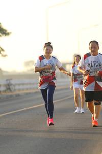 BIB: 6271, 7480
                            <button type="button" onclick="openModal(6520398)" class="btn btn-primary btn-sm float-right btn-popup" data-toggle="modal" data-target=".modal-high-quality">
                        <i class="fas fa-shopping-cart"></i> Add to Cart
                    </button>
                                            <button type="button" onclick="isThisMe(6520398, true)" class="btn btn-success btn-sm float-right btn-popup btn-isme hidden" data-toggle="tooltip" data-placement="bottom" title="นี่คือรูปของคุณใช่ไหม คลิกที่นี่เพื่อเอาเข้าอัลบั้ม">
                        <i class="fas fa-plus"></i> Add to album
                    </button>
                    <button type="button" onclick="isThisMe(6520398, false)" class="btn btn-warning btn-sm float-right btn-popup btn-isnotme hidden">
                        <i class="fas fa-ban"></i> Remove from album
                    </button>