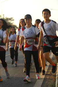 BIB: 7302
                            <button type="button" onclick="openModal(6518845)" class="btn btn-primary btn-sm float-right btn-popup" data-toggle="modal" data-target=".modal-high-quality">
                        <i class="fas fa-shopping-cart"></i> Add to Cart
                    </button>
                                            <button type="button" onclick="isThisMe(6518845, true)" class="btn btn-success btn-sm float-right btn-popup btn-isme hidden" data-toggle="tooltip" data-placement="bottom" title="นี่คือรูปของคุณใช่ไหม คลิกที่นี่เพื่อเอาเข้าอัลบั้ม">
                        <i class="fas fa-plus"></i> Add to album
                    </button>
                    <button type="button" onclick="isThisMe(6518845, false)" class="btn btn-warning btn-sm float-right btn-popup btn-isnotme hidden">
                        <i class="fas fa-ban"></i> Remove from album
                    </button>