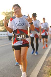 BIB: 3862, 128
                            <button type="button" onclick="openModal(6507249)" class="btn btn-primary btn-sm float-right btn-popup" data-toggle="modal" data-target=".modal-high-quality">
                        <i class="fas fa-shopping-cart"></i> Add to Cart
                    </button>
                                            <button type="button" onclick="isThisMe(6507249, true)" class="btn btn-success btn-sm float-right btn-popup btn-isme hidden" data-toggle="tooltip" data-placement="bottom" title="นี่คือรูปของคุณใช่ไหม คลิกที่นี่เพื่อเอาเข้าอัลบั้ม">
                        <i class="fas fa-plus"></i> Add to album
                    </button>
                    <button type="button" onclick="isThisMe(6507249, false)" class="btn btn-warning btn-sm float-right btn-popup btn-isnotme hidden">
                        <i class="fas fa-ban"></i> Remove from album
                    </button>