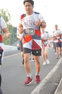 BIB: 3016, 128
                            <button type="button" onclick="openModal(6407471)" class="btn btn-primary btn-sm float-right btn-popup" data-toggle="modal" data-target=".modal-high-quality">
                        <i class="fas fa-shopping-cart"></i> Add to Cart
                    </button>
                                            <button type="button" onclick="isThisMe(6407471, true)" class="btn btn-success btn-sm float-right btn-popup btn-isme hidden" data-toggle="tooltip" data-placement="bottom" title="นี่คือรูปของคุณใช่ไหม คลิกที่นี่เพื่อเอาเข้าอัลบั้ม">
                        <i class="fas fa-plus"></i> Add to album
                    </button>
                    <button type="button" onclick="isThisMe(6407471, false)" class="btn btn-warning btn-sm float-right btn-popup btn-isnotme hidden">
                        <i class="fas fa-ban"></i> Remove from album
                    </button>