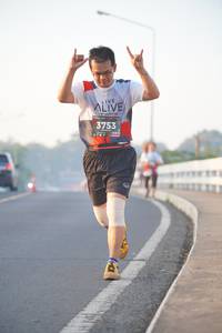 BIB: 3753
                            <button type="button" onclick="openModal(6417012)" class="btn btn-primary btn-sm float-right btn-popup" data-toggle="modal" data-target=".modal-high-quality">
                        <i class="fas fa-shopping-cart"></i> Add to Cart
                    </button>
                                            <button type="button" onclick="isThisMe(6417012, true)" class="btn btn-success btn-sm float-right btn-popup btn-isme hidden" data-toggle="tooltip" data-placement="bottom" title="นี่คือรูปของคุณใช่ไหม คลิกที่นี่เพื่อเอาเข้าอัลบั้ม">
                        <i class="fas fa-plus"></i> Add to album
                    </button>
                    <button type="button" onclick="isThisMe(6417012, false)" class="btn btn-warning btn-sm float-right btn-popup btn-isnotme hidden">
                        <i class="fas fa-ban"></i> Remove from album
                    </button>