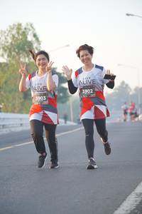 BIB: 3902, 3903
                            <button type="button" onclick="openModal(6416848)" class="btn btn-primary btn-sm float-right btn-popup" data-toggle="modal" data-target=".modal-high-quality">
                        <i class="fas fa-shopping-cart"></i> Add to Cart
                    </button>
                                            <button type="button" onclick="isThisMe(6416848, true)" class="btn btn-success btn-sm float-right btn-popup btn-isme hidden" data-toggle="tooltip" data-placement="bottom" title="นี่คือรูปของคุณใช่ไหม คลิกที่นี่เพื่อเอาเข้าอัลบั้ม">
                        <i class="fas fa-plus"></i> Add to album
                    </button>
                    <button type="button" onclick="isThisMe(6416848, false)" class="btn btn-warning btn-sm float-right btn-popup btn-isnotme hidden">
                        <i class="fas fa-ban"></i> Remove from album
                    </button>