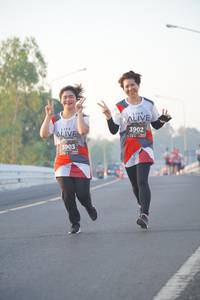 BIB: 3902, 3903
                            <button type="button" onclick="openModal(6416841)" class="btn btn-primary btn-sm float-right btn-popup" data-toggle="modal" data-target=".modal-high-quality">
                        <i class="fas fa-shopping-cart"></i> Add to Cart
                    </button>
                                            <button type="button" onclick="isThisMe(6416841, true)" class="btn btn-success btn-sm float-right btn-popup btn-isme hidden" data-toggle="tooltip" data-placement="bottom" title="นี่คือรูปของคุณใช่ไหม คลิกที่นี่เพื่อเอาเข้าอัลบั้ม">
                        <i class="fas fa-plus"></i> Add to album
                    </button>
                    <button type="button" onclick="isThisMe(6416841, false)" class="btn btn-warning btn-sm float-right btn-popup btn-isnotme hidden">
                        <i class="fas fa-ban"></i> Remove from album
                    </button>