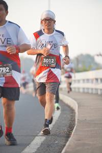 BIB: 3012, 792
                            <button type="button" onclick="openModal(6408310)" class="btn btn-primary btn-sm float-right btn-popup" data-toggle="modal" data-target=".modal-high-quality">
                        <i class="fas fa-shopping-cart"></i> Add to Cart
                    </button>
                                            <button type="button" onclick="isThisMe(6408310, true)" class="btn btn-success btn-sm float-right btn-popup btn-isme hidden" data-toggle="tooltip" data-placement="bottom" title="นี่คือรูปของคุณใช่ไหม คลิกที่นี่เพื่อเอาเข้าอัลบั้ม">
                        <i class="fas fa-plus"></i> Add to album
                    </button>
                    <button type="button" onclick="isThisMe(6408310, false)" class="btn btn-warning btn-sm float-right btn-popup btn-isnotme hidden">
                        <i class="fas fa-ban"></i> Remove from album
                    </button>