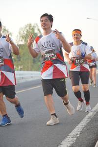 BIB: 2944, 3107
                            <button type="button" onclick="openModal(6408528)" class="btn btn-primary btn-sm float-right btn-popup" data-toggle="modal" data-target=".modal-high-quality">
                        <i class="fas fa-shopping-cart"></i> Add to Cart
                    </button>
                                            <button type="button" onclick="isThisMe(6408528, true)" class="btn btn-success btn-sm float-right btn-popup btn-isme hidden" data-toggle="tooltip" data-placement="bottom" title="นี่คือรูปของคุณใช่ไหม คลิกที่นี่เพื่อเอาเข้าอัลบั้ม">
                        <i class="fas fa-plus"></i> Add to album
                    </button>
                    <button type="button" onclick="isThisMe(6408528, false)" class="btn btn-warning btn-sm float-right btn-popup btn-isnotme hidden">
                        <i class="fas fa-ban"></i> Remove from album
                    </button>