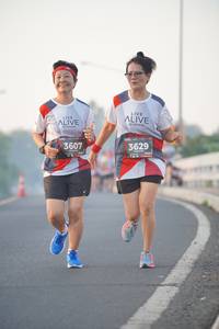 BIB: 3607, 3629
                            <button type="button" onclick="openModal(6408066)" class="btn btn-primary btn-sm float-right btn-popup" data-toggle="modal" data-target=".modal-high-quality">
                        <i class="fas fa-shopping-cart"></i> Add to Cart
                    </button>
                                            <button type="button" onclick="isThisMe(6408066, true)" class="btn btn-success btn-sm float-right btn-popup btn-isme hidden" data-toggle="tooltip" data-placement="bottom" title="นี่คือรูปของคุณใช่ไหม คลิกที่นี่เพื่อเอาเข้าอัลบั้ม">
                        <i class="fas fa-plus"></i> Add to album
                    </button>
                    <button type="button" onclick="isThisMe(6408066, false)" class="btn btn-warning btn-sm float-right btn-popup btn-isnotme hidden">
                        <i class="fas fa-ban"></i> Remove from album
                    </button>