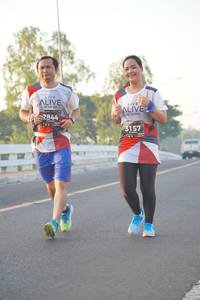 BIB: 2844, 3157
                            <button type="button" onclick="openModal(6416679)" class="btn btn-primary btn-sm float-right btn-popup" data-toggle="modal" data-target=".modal-high-quality">
                        <i class="fas fa-shopping-cart"></i> Add to Cart
                    </button>
                                            <button type="button" onclick="isThisMe(6416679, true)" class="btn btn-success btn-sm float-right btn-popup btn-isme hidden" data-toggle="tooltip" data-placement="bottom" title="นี่คือรูปของคุณใช่ไหม คลิกที่นี่เพื่อเอาเข้าอัลบั้ม">
                        <i class="fas fa-plus"></i> Add to album
                    </button>
                    <button type="button" onclick="isThisMe(6416679, false)" class="btn btn-warning btn-sm float-right btn-popup btn-isnotme hidden">
                        <i class="fas fa-ban"></i> Remove from album
                    </button>