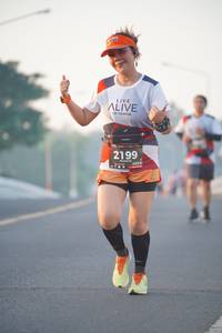 BIB: 2199
                            <button type="button" onclick="openModal(6409133)" class="btn btn-primary btn-sm float-right btn-popup" data-toggle="modal" data-target=".modal-high-quality">
                        <i class="fas fa-shopping-cart"></i> Add to Cart
                    </button>
                                            <button type="button" onclick="isThisMe(6409133, true)" class="btn btn-success btn-sm float-right btn-popup btn-isme hidden" data-toggle="tooltip" data-placement="bottom" title="นี่คือรูปของคุณใช่ไหม คลิกที่นี่เพื่อเอาเข้าอัลบั้ม">
                        <i class="fas fa-plus"></i> Add to album
                    </button>
                    <button type="button" onclick="isThisMe(6409133, false)" class="btn btn-warning btn-sm float-right btn-popup btn-isnotme hidden">
                        <i class="fas fa-ban"></i> Remove from album
                    </button>