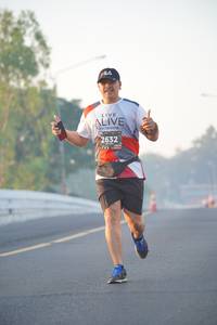 BIB: 2632
                            <button type="button" onclick="openModal(6416873)" class="btn btn-primary btn-sm float-right btn-popup" data-toggle="modal" data-target=".modal-high-quality">
                        <i class="fas fa-shopping-cart"></i> Add to Cart
                    </button>
                                            <button type="button" onclick="isThisMe(6416873, true)" class="btn btn-success btn-sm float-right btn-popup btn-isme hidden" data-toggle="tooltip" data-placement="bottom" title="นี่คือรูปของคุณใช่ไหม คลิกที่นี่เพื่อเอาเข้าอัลบั้ม">
                        <i class="fas fa-plus"></i> Add to album
                    </button>
                    <button type="button" onclick="isThisMe(6416873, false)" class="btn btn-warning btn-sm float-right btn-popup btn-isnotme hidden">
                        <i class="fas fa-ban"></i> Remove from album
                    </button>