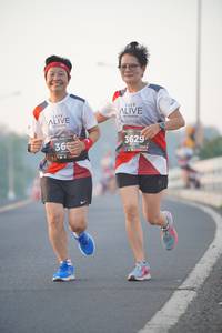 BIB: 3629, 128
                            <button type="button" onclick="openModal(6408065)" class="btn btn-primary btn-sm float-right btn-popup" data-toggle="modal" data-target=".modal-high-quality">
                        <i class="fas fa-shopping-cart"></i> Add to Cart
                    </button>
                                            <button type="button" onclick="isThisMe(6408065, true)" class="btn btn-success btn-sm float-right btn-popup btn-isme hidden" data-toggle="tooltip" data-placement="bottom" title="นี่คือรูปของคุณใช่ไหม คลิกที่นี่เพื่อเอาเข้าอัลบั้ม">
                        <i class="fas fa-plus"></i> Add to album
                    </button>
                    <button type="button" onclick="isThisMe(6408065, false)" class="btn btn-warning btn-sm float-right btn-popup btn-isnotme hidden">
                        <i class="fas fa-ban"></i> Remove from album
                    </button>