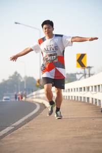 BIB: 3037
                            <button type="button" onclick="openModal(6418428)" class="btn btn-primary btn-sm float-right btn-popup" data-toggle="modal" data-target=".modal-high-quality">
                        <i class="fas fa-shopping-cart"></i> Add to Cart
                    </button>
                                            <button type="button" onclick="isThisMe(6418428, true)" class="btn btn-success btn-sm float-right btn-popup btn-isme hidden" data-toggle="tooltip" data-placement="bottom" title="นี่คือรูปของคุณใช่ไหม คลิกที่นี่เพื่อเอาเข้าอัลบั้ม">
                        <i class="fas fa-plus"></i> Add to album
                    </button>
                    <button type="button" onclick="isThisMe(6418428, false)" class="btn btn-warning btn-sm float-right btn-popup btn-isnotme hidden">
                        <i class="fas fa-ban"></i> Remove from album
                    </button>