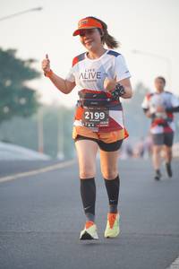 BIB: 2199
                            <button type="button" onclick="openModal(6409134)" class="btn btn-primary btn-sm float-right btn-popup" data-toggle="modal" data-target=".modal-high-quality">
                        <i class="fas fa-shopping-cart"></i> Add to Cart
                    </button>
                                            <button type="button" onclick="isThisMe(6409134, true)" class="btn btn-success btn-sm float-right btn-popup btn-isme hidden" data-toggle="tooltip" data-placement="bottom" title="นี่คือรูปของคุณใช่ไหม คลิกที่นี่เพื่อเอาเข้าอัลบั้ม">
                        <i class="fas fa-plus"></i> Add to album
                    </button>
                    <button type="button" onclick="isThisMe(6409134, false)" class="btn btn-warning btn-sm float-right btn-popup btn-isnotme hidden">
                        <i class="fas fa-ban"></i> Remove from album
                    </button>