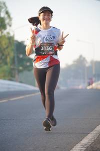 BIB: 3136, 128
                            <button type="button" onclick="openModal(6418201)" class="btn btn-primary btn-sm float-right btn-popup" data-toggle="modal" data-target=".modal-high-quality">
                        <i class="fas fa-shopping-cart"></i> Add to Cart
                    </button>
                                            <button type="button" onclick="isThisMe(6418201, true)" class="btn btn-success btn-sm float-right btn-popup btn-isme hidden" data-toggle="tooltip" data-placement="bottom" title="นี่คือรูปของคุณใช่ไหม คลิกที่นี่เพื่อเอาเข้าอัลบั้ม">
                        <i class="fas fa-plus"></i> Add to album
                    </button>
                    <button type="button" onclick="isThisMe(6418201, false)" class="btn btn-warning btn-sm float-right btn-popup btn-isnotme hidden">
                        <i class="fas fa-ban"></i> Remove from album
                    </button>