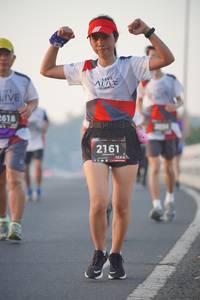 BIB: 618, 2161, 128
                            <button type="button" onclick="openModal(6407791)" class="btn btn-primary btn-sm float-right btn-popup" data-toggle="modal" data-target=".modal-high-quality">
                        <i class="fas fa-shopping-cart"></i> Add to Cart
                    </button>
                                            <button type="button" onclick="isThisMe(6407791, true)" class="btn btn-success btn-sm float-right btn-popup btn-isme hidden" data-toggle="tooltip" data-placement="bottom" title="นี่คือรูปของคุณใช่ไหม คลิกที่นี่เพื่อเอาเข้าอัลบั้ม">
                        <i class="fas fa-plus"></i> Add to album
                    </button>
                    <button type="button" onclick="isThisMe(6407791, false)" class="btn btn-warning btn-sm float-right btn-popup btn-isnotme hidden">
                        <i class="fas fa-ban"></i> Remove from album
                    </button>