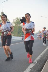 BIB: 2147, 2200
                            <button type="button" onclick="openModal(6407722)" class="btn btn-primary btn-sm float-right btn-popup" data-toggle="modal" data-target=".modal-high-quality">
                        <i class="fas fa-shopping-cart"></i> Add to Cart
                    </button>
                                            <button type="button" onclick="isThisMe(6407722, true)" class="btn btn-success btn-sm float-right btn-popup btn-isme hidden" data-toggle="tooltip" data-placement="bottom" title="นี่คือรูปของคุณใช่ไหม คลิกที่นี่เพื่อเอาเข้าอัลบั้ม">
                        <i class="fas fa-plus"></i> Add to album
                    </button>
                    <button type="button" onclick="isThisMe(6407722, false)" class="btn btn-warning btn-sm float-right btn-popup btn-isnotme hidden">
                        <i class="fas fa-ban"></i> Remove from album
                    </button>