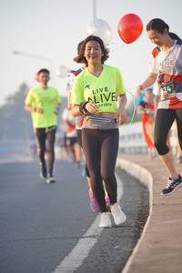 BIB: 
                            <button type="button" onclick="openModal(6417571)" class="btn btn-primary btn-sm float-right btn-popup" data-toggle="modal" data-target=".modal-high-quality">
                        <i class="fas fa-shopping-cart"></i> Add to Cart
                    </button>
                                            <button type="button" onclick="isThisMe(6417571, true)" class="btn btn-success btn-sm float-right btn-popup btn-isme hidden" data-toggle="tooltip" data-placement="bottom" title="นี่คือรูปของคุณใช่ไหม คลิกที่นี่เพื่อเอาเข้าอัลบั้ม">
                        <i class="fas fa-plus"></i> Add to album
                    </button>
                    <button type="button" onclick="isThisMe(6417571, false)" class="btn btn-warning btn-sm float-right btn-popup btn-isnotme hidden">
                        <i class="fas fa-ban"></i> Remove from album
                    </button>