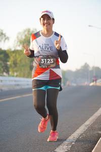 BIB: 3123
                            <button type="button" onclick="openModal(6418233)" class="btn btn-primary btn-sm float-right btn-popup" data-toggle="modal" data-target=".modal-high-quality">
                        <i class="fas fa-shopping-cart"></i> Add to Cart
                    </button>
                                            <button type="button" onclick="isThisMe(6418233, true)" class="btn btn-success btn-sm float-right btn-popup btn-isme hidden" data-toggle="tooltip" data-placement="bottom" title="นี่คือรูปของคุณใช่ไหม คลิกที่นี่เพื่อเอาเข้าอัลบั้ม">
                        <i class="fas fa-plus"></i> Add to album
                    </button>
                    <button type="button" onclick="isThisMe(6418233, false)" class="btn btn-warning btn-sm float-right btn-popup btn-isnotme hidden">
                        <i class="fas fa-ban"></i> Remove from album
                    </button>