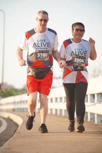 BIB: 3780, 3904
                            <button type="button" onclick="openModal(6418303)" class="btn btn-primary btn-sm float-right btn-popup" data-toggle="modal" data-target=".modal-high-quality">
                        <i class="fas fa-shopping-cart"></i> Add to Cart
                    </button>
                                            <button type="button" onclick="isThisMe(6418303, true)" class="btn btn-success btn-sm float-right btn-popup btn-isme hidden" data-toggle="tooltip" data-placement="bottom" title="นี่คือรูปของคุณใช่ไหม คลิกที่นี่เพื่อเอาเข้าอัลบั้ม">
                        <i class="fas fa-plus"></i> Add to album
                    </button>
                    <button type="button" onclick="isThisMe(6418303, false)" class="btn btn-warning btn-sm float-right btn-popup btn-isnotme hidden">
                        <i class="fas fa-ban"></i> Remove from album
                    </button>