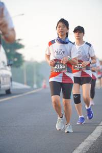 BIB: 2155
                            <button type="button" onclick="openModal(6408589)" class="btn btn-primary btn-sm float-right btn-popup" data-toggle="modal" data-target=".modal-high-quality">
                        <i class="fas fa-shopping-cart"></i> Add to Cart
                    </button>
                                            <button type="button" onclick="isThisMe(6408589, true)" class="btn btn-success btn-sm float-right btn-popup btn-isme hidden" data-toggle="tooltip" data-placement="bottom" title="นี่คือรูปของคุณใช่ไหม คลิกที่นี่เพื่อเอาเข้าอัลบั้ม">
                        <i class="fas fa-plus"></i> Add to album
                    </button>
                    <button type="button" onclick="isThisMe(6408589, false)" class="btn btn-warning btn-sm float-right btn-popup btn-isnotme hidden">
                        <i class="fas fa-ban"></i> Remove from album
                    </button>