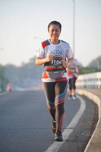 BIB: 3106, 124
                            <button type="button" onclick="openModal(6417876)" class="btn btn-primary btn-sm float-right btn-popup" data-toggle="modal" data-target=".modal-high-quality">
                        <i class="fas fa-shopping-cart"></i> Add to Cart
                    </button>
                                            <button type="button" onclick="isThisMe(6417876, true)" class="btn btn-success btn-sm float-right btn-popup btn-isme hidden" data-toggle="tooltip" data-placement="bottom" title="นี่คือรูปของคุณใช่ไหม คลิกที่นี่เพื่อเอาเข้าอัลบั้ม">
                        <i class="fas fa-plus"></i> Add to album
                    </button>
                    <button type="button" onclick="isThisMe(6417876, false)" class="btn btn-warning btn-sm float-right btn-popup btn-isnotme hidden">
                        <i class="fas fa-ban"></i> Remove from album
                    </button>