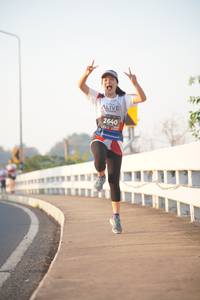 BIB: 2640
                            <button type="button" onclick="openModal(6418077)" class="btn btn-primary btn-sm float-right btn-popup" data-toggle="modal" data-target=".modal-high-quality">
                        <i class="fas fa-shopping-cart"></i> Add to Cart
                    </button>
                                            <button type="button" onclick="isThisMe(6418077, true)" class="btn btn-success btn-sm float-right btn-popup btn-isme hidden" data-toggle="tooltip" data-placement="bottom" title="นี่คือรูปของคุณใช่ไหม คลิกที่นี่เพื่อเอาเข้าอัลบั้ม">
                        <i class="fas fa-plus"></i> Add to album
                    </button>
                    <button type="button" onclick="isThisMe(6418077, false)" class="btn btn-warning btn-sm float-right btn-popup btn-isnotme hidden">
                        <i class="fas fa-ban"></i> Remove from album
                    </button>