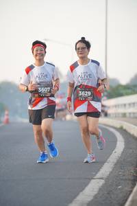 BIB: 3607, 3629
                            <button type="button" onclick="openModal(6408043)" class="btn btn-primary btn-sm float-right btn-popup" data-toggle="modal" data-target=".modal-high-quality">
                        <i class="fas fa-shopping-cart"></i> Add to Cart
                    </button>
                                            <button type="button" onclick="isThisMe(6408043, true)" class="btn btn-success btn-sm float-right btn-popup btn-isme hidden" data-toggle="tooltip" data-placement="bottom" title="นี่คือรูปของคุณใช่ไหม คลิกที่นี่เพื่อเอาเข้าอัลบั้ม">
                        <i class="fas fa-plus"></i> Add to album
                    </button>
                    <button type="button" onclick="isThisMe(6408043, false)" class="btn btn-warning btn-sm float-right btn-popup btn-isnotme hidden">
                        <i class="fas fa-ban"></i> Remove from album
                    </button>