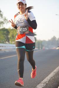 BIB: 3123, 128
                            <button type="button" onclick="openModal(6418242)" class="btn btn-primary btn-sm float-right btn-popup" data-toggle="modal" data-target=".modal-high-quality">
                        <i class="fas fa-shopping-cart"></i> Add to Cart
                    </button>
                                            <button type="button" onclick="isThisMe(6418242, true)" class="btn btn-success btn-sm float-right btn-popup btn-isme hidden" data-toggle="tooltip" data-placement="bottom" title="นี่คือรูปของคุณใช่ไหม คลิกที่นี่เพื่อเอาเข้าอัลบั้ม">
                        <i class="fas fa-plus"></i> Add to album
                    </button>
                    <button type="button" onclick="isThisMe(6418242, false)" class="btn btn-warning btn-sm float-right btn-popup btn-isnotme hidden">
                        <i class="fas fa-ban"></i> Remove from album
                    </button>