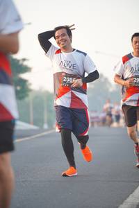 BIB: 208
                            <button type="button" onclick="openModal(6408271)" class="btn btn-primary btn-sm float-right btn-popup" data-toggle="modal" data-target=".modal-high-quality">
                        <i class="fas fa-shopping-cart"></i> Add to Cart
                    </button>
                                            <button type="button" onclick="isThisMe(6408271, true)" class="btn btn-success btn-sm float-right btn-popup btn-isme hidden" data-toggle="tooltip" data-placement="bottom" title="นี่คือรูปของคุณใช่ไหม คลิกที่นี่เพื่อเอาเข้าอัลบั้ม">
                        <i class="fas fa-plus"></i> Add to album
                    </button>
                    <button type="button" onclick="isThisMe(6408271, false)" class="btn btn-warning btn-sm float-right btn-popup btn-isnotme hidden">
                        <i class="fas fa-ban"></i> Remove from album
                    </button>