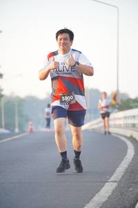 BIB: 3800
                            <button type="button" onclick="openModal(6409684)" class="btn btn-primary btn-sm float-right btn-popup" data-toggle="modal" data-target=".modal-high-quality">
                        <i class="fas fa-shopping-cart"></i> Add to Cart
                    </button>
                                            <button type="button" onclick="isThisMe(6409684, true)" class="btn btn-success btn-sm float-right btn-popup btn-isme hidden" data-toggle="tooltip" data-placement="bottom" title="นี่คือรูปของคุณใช่ไหม คลิกที่นี่เพื่อเอาเข้าอัลบั้ม">
                        <i class="fas fa-plus"></i> Add to album
                    </button>
                    <button type="button" onclick="isThisMe(6409684, false)" class="btn btn-warning btn-sm float-right btn-popup btn-isnotme hidden">
                        <i class="fas fa-ban"></i> Remove from album
                    </button>