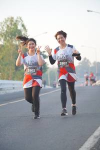 BIB: 3902, 3903
                            <button type="button" onclick="openModal(6416847)" class="btn btn-primary btn-sm float-right btn-popup" data-toggle="modal" data-target=".modal-high-quality">
                        <i class="fas fa-shopping-cart"></i> Add to Cart
                    </button>
                                            <button type="button" onclick="isThisMe(6416847, true)" class="btn btn-success btn-sm float-right btn-popup btn-isme hidden" data-toggle="tooltip" data-placement="bottom" title="นี่คือรูปของคุณใช่ไหม คลิกที่นี่เพื่อเอาเข้าอัลบั้ม">
                        <i class="fas fa-plus"></i> Add to album
                    </button>
                    <button type="button" onclick="isThisMe(6416847, false)" class="btn btn-warning btn-sm float-right btn-popup btn-isnotme hidden">
                        <i class="fas fa-ban"></i> Remove from album
                    </button>