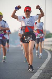 BIB: 518, 2161
                            <button type="button" onclick="openModal(6407786)" class="btn btn-primary btn-sm float-right btn-popup" data-toggle="modal" data-target=".modal-high-quality">
                        <i class="fas fa-shopping-cart"></i> Add to Cart
                    </button>
                                            <button type="button" onclick="isThisMe(6407786, true)" class="btn btn-success btn-sm float-right btn-popup btn-isme hidden" data-toggle="tooltip" data-placement="bottom" title="นี่คือรูปของคุณใช่ไหม คลิกที่นี่เพื่อเอาเข้าอัลบั้ม">
                        <i class="fas fa-plus"></i> Add to album
                    </button>
                    <button type="button" onclick="isThisMe(6407786, false)" class="btn btn-warning btn-sm float-right btn-popup btn-isnotme hidden">
                        <i class="fas fa-ban"></i> Remove from album
                    </button>