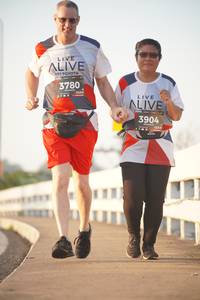 BIB: 3780, 3904
                            <button type="button" onclick="openModal(6418310)" class="btn btn-primary btn-sm float-right btn-popup" data-toggle="modal" data-target=".modal-high-quality">
                        <i class="fas fa-shopping-cart"></i> Add to Cart
                    </button>
                                            <button type="button" onclick="isThisMe(6418310, true)" class="btn btn-success btn-sm float-right btn-popup btn-isme hidden" data-toggle="tooltip" data-placement="bottom" title="นี่คือรูปของคุณใช่ไหม คลิกที่นี่เพื่อเอาเข้าอัลบั้ม">
                        <i class="fas fa-plus"></i> Add to album
                    </button>
                    <button type="button" onclick="isThisMe(6418310, false)" class="btn btn-warning btn-sm float-right btn-popup btn-isnotme hidden">
                        <i class="fas fa-ban"></i> Remove from album
                    </button>