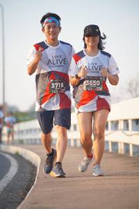 BIB: 3650, 3718
                            <button type="button" onclick="openModal(6417734)" class="btn btn-primary btn-sm float-right btn-popup" data-toggle="modal" data-target=".modal-high-quality">
                        <i class="fas fa-shopping-cart"></i> Add to Cart
                    </button>
                                            <button type="button" onclick="isThisMe(6417734, true)" class="btn btn-success btn-sm float-right btn-popup btn-isme hidden" data-toggle="tooltip" data-placement="bottom" title="นี่คือรูปของคุณใช่ไหม คลิกที่นี่เพื่อเอาเข้าอัลบั้ม">
                        <i class="fas fa-plus"></i> Add to album
                    </button>
                    <button type="button" onclick="isThisMe(6417734, false)" class="btn btn-warning btn-sm float-right btn-popup btn-isnotme hidden">
                        <i class="fas fa-ban"></i> Remove from album
                    </button>