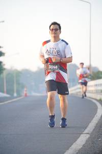 BIB: 3048
                            <button type="button" onclick="openModal(6409668)" class="btn btn-primary btn-sm float-right btn-popup" data-toggle="modal" data-target=".modal-high-quality">
                        <i class="fas fa-shopping-cart"></i> Add to Cart
                    </button>
                                            <button type="button" onclick="isThisMe(6409668, true)" class="btn btn-success btn-sm float-right btn-popup btn-isme hidden" data-toggle="tooltip" data-placement="bottom" title="นี่คือรูปของคุณใช่ไหม คลิกที่นี่เพื่อเอาเข้าอัลบั้ม">
                        <i class="fas fa-plus"></i> Add to album
                    </button>
                    <button type="button" onclick="isThisMe(6409668, false)" class="btn btn-warning btn-sm float-right btn-popup btn-isnotme hidden">
                        <i class="fas fa-ban"></i> Remove from album
                    </button>