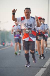 BIB: 2136, 122, 2161
                            <button type="button" onclick="openModal(6407766)" class="btn btn-primary btn-sm float-right btn-popup" data-toggle="modal" data-target=".modal-high-quality">
                        <i class="fas fa-shopping-cart"></i> Add to Cart
                    </button>
                                            <button type="button" onclick="isThisMe(6407766, true)" class="btn btn-success btn-sm float-right btn-popup btn-isme hidden" data-toggle="tooltip" data-placement="bottom" title="นี่คือรูปของคุณใช่ไหม คลิกที่นี่เพื่อเอาเข้าอัลบั้ม">
                        <i class="fas fa-plus"></i> Add to album
                    </button>
                    <button type="button" onclick="isThisMe(6407766, false)" class="btn btn-warning btn-sm float-right btn-popup btn-isnotme hidden">
                        <i class="fas fa-ban"></i> Remove from album
                    </button>