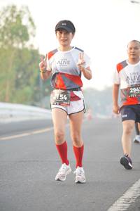 BIB: 294, 154, 
                            <button type="button" onclick="openModal(6407567)" class="btn btn-primary btn-sm float-right btn-popup" data-toggle="modal" data-target=".modal-high-quality">
                        <i class="fas fa-shopping-cart"></i> Add to Cart
                    </button>
                                            <button type="button" onclick="isThisMe(6407567, true)" class="btn btn-success btn-sm float-right btn-popup btn-isme hidden" data-toggle="tooltip" data-placement="bottom" title="นี่คือรูปของคุณใช่ไหม คลิกที่นี่เพื่อเอาเข้าอัลบั้ม">
                        <i class="fas fa-plus"></i> Add to album
                    </button>
                    <button type="button" onclick="isThisMe(6407567, false)" class="btn btn-warning btn-sm float-right btn-popup btn-isnotme hidden">
                        <i class="fas fa-ban"></i> Remove from album
                    </button>