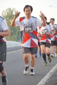 BIB: 2875, 3139
                            <button type="button" onclick="openModal(6408502)" class="btn btn-primary btn-sm float-right btn-popup" data-toggle="modal" data-target=".modal-high-quality">
                        <i class="fas fa-shopping-cart"></i> Add to Cart
                    </button>
                                            <button type="button" onclick="isThisMe(6408502, true)" class="btn btn-success btn-sm float-right btn-popup btn-isme hidden" data-toggle="tooltip" data-placement="bottom" title="นี่คือรูปของคุณใช่ไหม คลิกที่นี่เพื่อเอาเข้าอัลบั้ม">
                        <i class="fas fa-plus"></i> Add to album
                    </button>
                    <button type="button" onclick="isThisMe(6408502, false)" class="btn btn-warning btn-sm float-right btn-popup btn-isnotme hidden">
                        <i class="fas fa-ban"></i> Remove from album
                    </button>