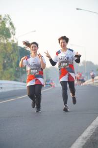 BIB: 3902, 3903
                            <button type="button" onclick="openModal(6416830)" class="btn btn-primary btn-sm float-right btn-popup" data-toggle="modal" data-target=".modal-high-quality">
                        <i class="fas fa-shopping-cart"></i> Add to Cart
                    </button>
                                            <button type="button" onclick="isThisMe(6416830, true)" class="btn btn-success btn-sm float-right btn-popup btn-isme hidden" data-toggle="tooltip" data-placement="bottom" title="นี่คือรูปของคุณใช่ไหม คลิกที่นี่เพื่อเอาเข้าอัลบั้ม">
                        <i class="fas fa-plus"></i> Add to album
                    </button>
                    <button type="button" onclick="isThisMe(6416830, false)" class="btn btn-warning btn-sm float-right btn-popup btn-isnotme hidden">
                        <i class="fas fa-ban"></i> Remove from album
                    </button>