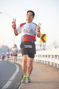 BIB: 3755
                            <button type="button" onclick="openModal(6416918)" class="btn btn-primary btn-sm float-right btn-popup" data-toggle="modal" data-target=".modal-high-quality">
                        <i class="fas fa-shopping-cart"></i> Add to Cart
                    </button>
                                            <button type="button" onclick="isThisMe(6416918, true)" class="btn btn-success btn-sm float-right btn-popup btn-isme hidden" data-toggle="tooltip" data-placement="bottom" title="นี่คือรูปของคุณใช่ไหม คลิกที่นี่เพื่อเอาเข้าอัลบั้ม">
                        <i class="fas fa-plus"></i> Add to album
                    </button>
                    <button type="button" onclick="isThisMe(6416918, false)" class="btn btn-warning btn-sm float-right btn-popup btn-isnotme hidden">
                        <i class="fas fa-ban"></i> Remove from album
                    </button>