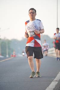 BIB: 153
                            <button type="button" onclick="openModal(6408724)" class="btn btn-primary btn-sm float-right btn-popup" data-toggle="modal" data-target=".modal-high-quality">
                        <i class="fas fa-shopping-cart"></i> Add to Cart
                    </button>
                                            <button type="button" onclick="isThisMe(6408724, true)" class="btn btn-success btn-sm float-right btn-popup btn-isme hidden" data-toggle="tooltip" data-placement="bottom" title="นี่คือรูปของคุณใช่ไหม คลิกที่นี่เพื่อเอาเข้าอัลบั้ม">
                        <i class="fas fa-plus"></i> Add to album
                    </button>
                    <button type="button" onclick="isThisMe(6408724, false)" class="btn btn-warning btn-sm float-right btn-popup btn-isnotme hidden">
                        <i class="fas fa-ban"></i> Remove from album
                    </button>