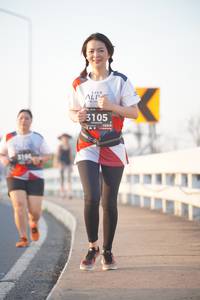 BIB: 3105, 120, 3104
                            <button type="button" onclick="openModal(6417159)" class="btn btn-primary btn-sm float-right btn-popup" data-toggle="modal" data-target=".modal-high-quality">
                        <i class="fas fa-shopping-cart"></i> Add to Cart
                    </button>
                                            <button type="button" onclick="isThisMe(6417159, true)" class="btn btn-success btn-sm float-right btn-popup btn-isme hidden" data-toggle="tooltip" data-placement="bottom" title="นี่คือรูปของคุณใช่ไหม คลิกที่นี่เพื่อเอาเข้าอัลบั้ม">
                        <i class="fas fa-plus"></i> Add to album
                    </button>
                    <button type="button" onclick="isThisMe(6417159, false)" class="btn btn-warning btn-sm float-right btn-popup btn-isnotme hidden">
                        <i class="fas fa-ban"></i> Remove from album
                    </button>