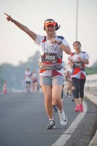 BIB: 2202, 147
                            <button type="button" onclick="openModal(6407704)" class="btn btn-primary btn-sm float-right btn-popup" data-toggle="modal" data-target=".modal-high-quality">
                        <i class="fas fa-shopping-cart"></i> Add to Cart
                    </button>
                                            <button type="button" onclick="isThisMe(6407704, true)" class="btn btn-success btn-sm float-right btn-popup btn-isme hidden" data-toggle="tooltip" data-placement="bottom" title="นี่คือรูปของคุณใช่ไหม คลิกที่นี่เพื่อเอาเข้าอัลบั้ม">
                        <i class="fas fa-plus"></i> Add to album
                    </button>
                    <button type="button" onclick="isThisMe(6407704, false)" class="btn btn-warning btn-sm float-right btn-popup btn-isnotme hidden">
                        <i class="fas fa-ban"></i> Remove from album
                    </button>