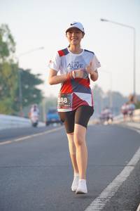 BIB: 088
                            <button type="button" onclick="openModal(6417409)" class="btn btn-primary btn-sm float-right btn-popup" data-toggle="modal" data-target=".modal-high-quality">
                        <i class="fas fa-shopping-cart"></i> Add to Cart
                    </button>
                                            <button type="button" onclick="isThisMe(6417409, true)" class="btn btn-success btn-sm float-right btn-popup btn-isme hidden" data-toggle="tooltip" data-placement="bottom" title="นี่คือรูปของคุณใช่ไหม คลิกที่นี่เพื่อเอาเข้าอัลบั้ม">
                        <i class="fas fa-plus"></i> Add to album
                    </button>
                    <button type="button" onclick="isThisMe(6417409, false)" class="btn btn-warning btn-sm float-right btn-popup btn-isnotme hidden">
                        <i class="fas fa-ban"></i> Remove from album
                    </button>