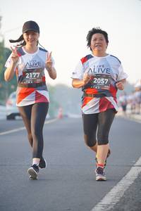 BIB: 2177, 2057
                            <button type="button" onclick="openModal(6417062)" class="btn btn-primary btn-sm float-right btn-popup" data-toggle="modal" data-target=".modal-high-quality">
                        <i class="fas fa-shopping-cart"></i> Add to Cart
                    </button>
                                            <button type="button" onclick="isThisMe(6417062, true)" class="btn btn-success btn-sm float-right btn-popup btn-isme hidden" data-toggle="tooltip" data-placement="bottom" title="นี่คือรูปของคุณใช่ไหม คลิกที่นี่เพื่อเอาเข้าอัลบั้ม">
                        <i class="fas fa-plus"></i> Add to album
                    </button>
                    <button type="button" onclick="isThisMe(6417062, false)" class="btn btn-warning btn-sm float-right btn-popup btn-isnotme hidden">
                        <i class="fas fa-ban"></i> Remove from album
                    </button>