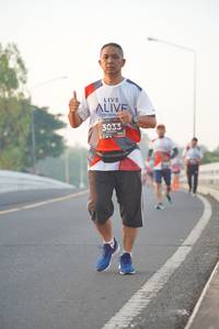 BIB: 3033
                            <button type="button" onclick="openModal(6408166)" class="btn btn-primary btn-sm float-right btn-popup" data-toggle="modal" data-target=".modal-high-quality">
                        <i class="fas fa-shopping-cart"></i> Add to Cart
                    </button>
                                            <button type="button" onclick="isThisMe(6408166, true)" class="btn btn-success btn-sm float-right btn-popup btn-isme hidden" data-toggle="tooltip" data-placement="bottom" title="นี่คือรูปของคุณใช่ไหม คลิกที่นี่เพื่อเอาเข้าอัลบั้ม">
                        <i class="fas fa-plus"></i> Add to album
                    </button>
                    <button type="button" onclick="isThisMe(6408166, false)" class="btn btn-warning btn-sm float-right btn-popup btn-isnotme hidden">
                        <i class="fas fa-ban"></i> Remove from album
                    </button>