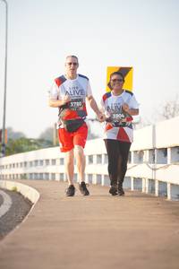 BIB: 3780, 3904
                            <button type="button" onclick="openModal(6418274)" class="btn btn-primary btn-sm float-right btn-popup" data-toggle="modal" data-target=".modal-high-quality">
                        <i class="fas fa-shopping-cart"></i> Add to Cart
                    </button>
                                            <button type="button" onclick="isThisMe(6418274, true)" class="btn btn-success btn-sm float-right btn-popup btn-isme hidden" data-toggle="tooltip" data-placement="bottom" title="นี่คือรูปของคุณใช่ไหม คลิกที่นี่เพื่อเอาเข้าอัลบั้ม">
                        <i class="fas fa-plus"></i> Add to album
                    </button>
                    <button type="button" onclick="isThisMe(6418274, false)" class="btn btn-warning btn-sm float-right btn-popup btn-isnotme hidden">
                        <i class="fas fa-ban"></i> Remove from album
                    </button>